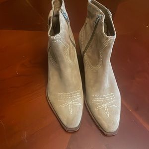 Dolce Vita suede boots